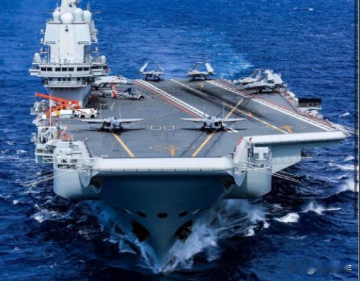 7月15日，菲律宾海军发言人声称：“中国海军的航空母舰作战能力，仍然需要几十年才
