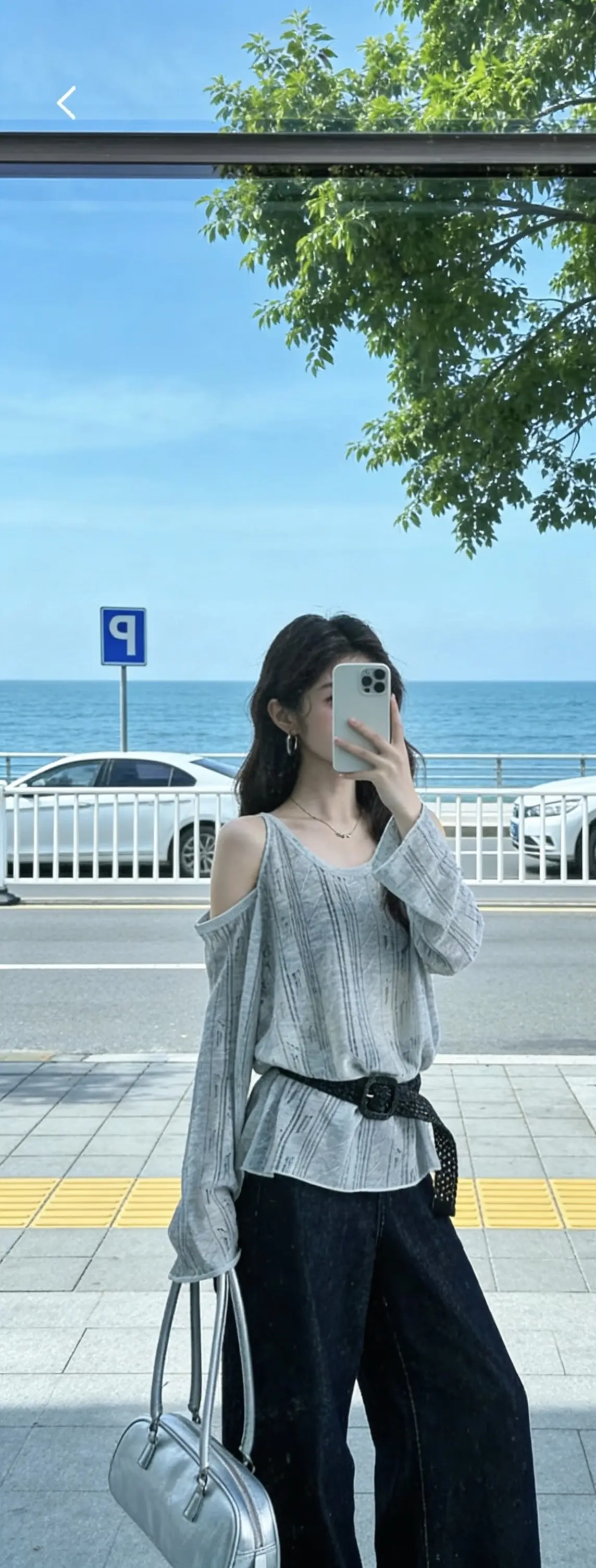 “不可能全然不顾外人的看法               但不必沦落到活给别人看”