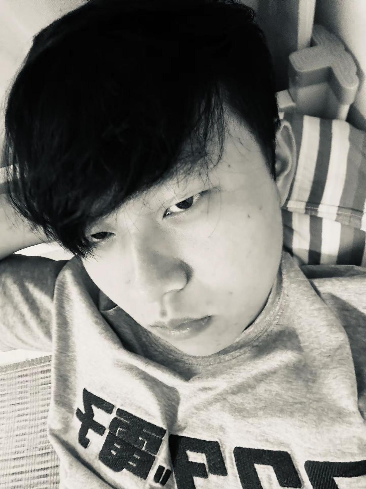 斜刘海。