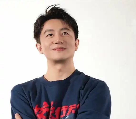 2025年12月23号第17届中国澳门国际电影节中国著名表演艺术家中国著名内地电