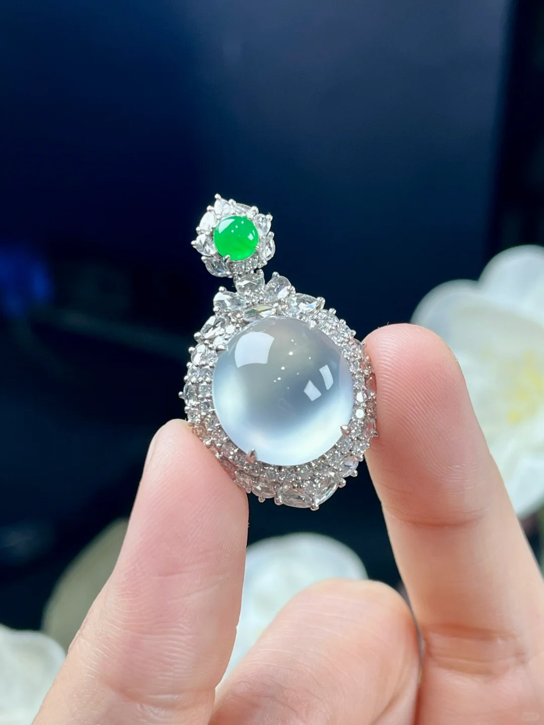 确定这个不是小灯泡💡？？？