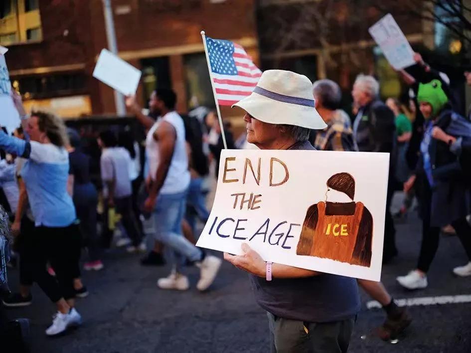 美国暂停75国移民签证！75国名单曝光，留学生打工族注意了
 
美国国务院14日