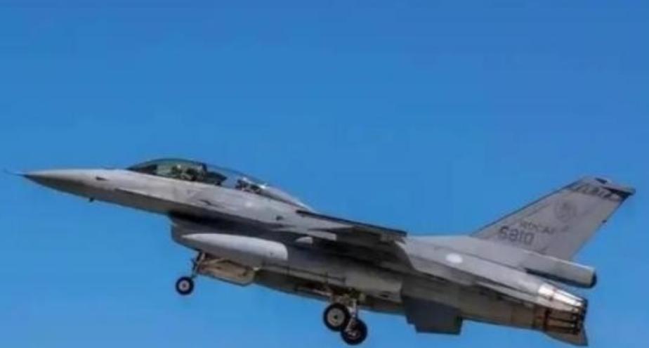 美媒：一旦中国收复台湾，美军将全面空袭中国，解放军会迎战吗？答案很明确：解放军必