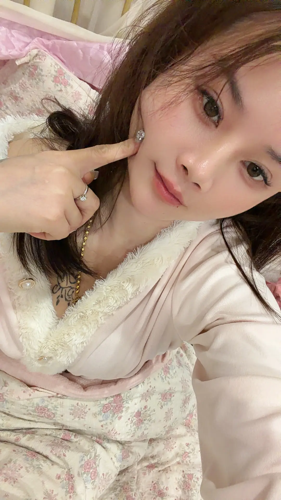 压力如山大。也许这就是生活吧