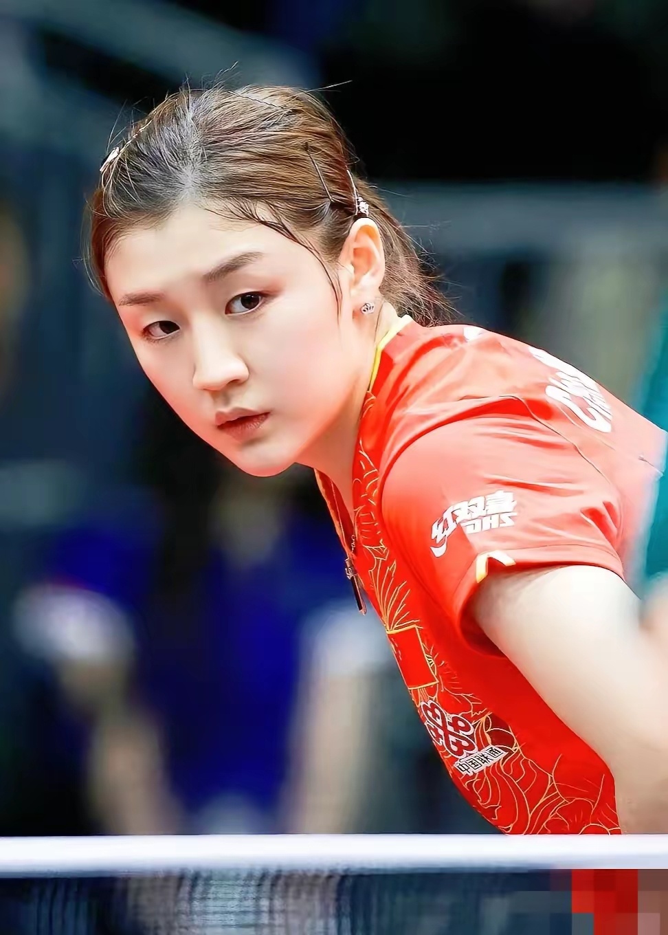 这下好了，全网观众都知道了，在女单1/8的决赛上，陈梦居然又一次零封对手。这场比