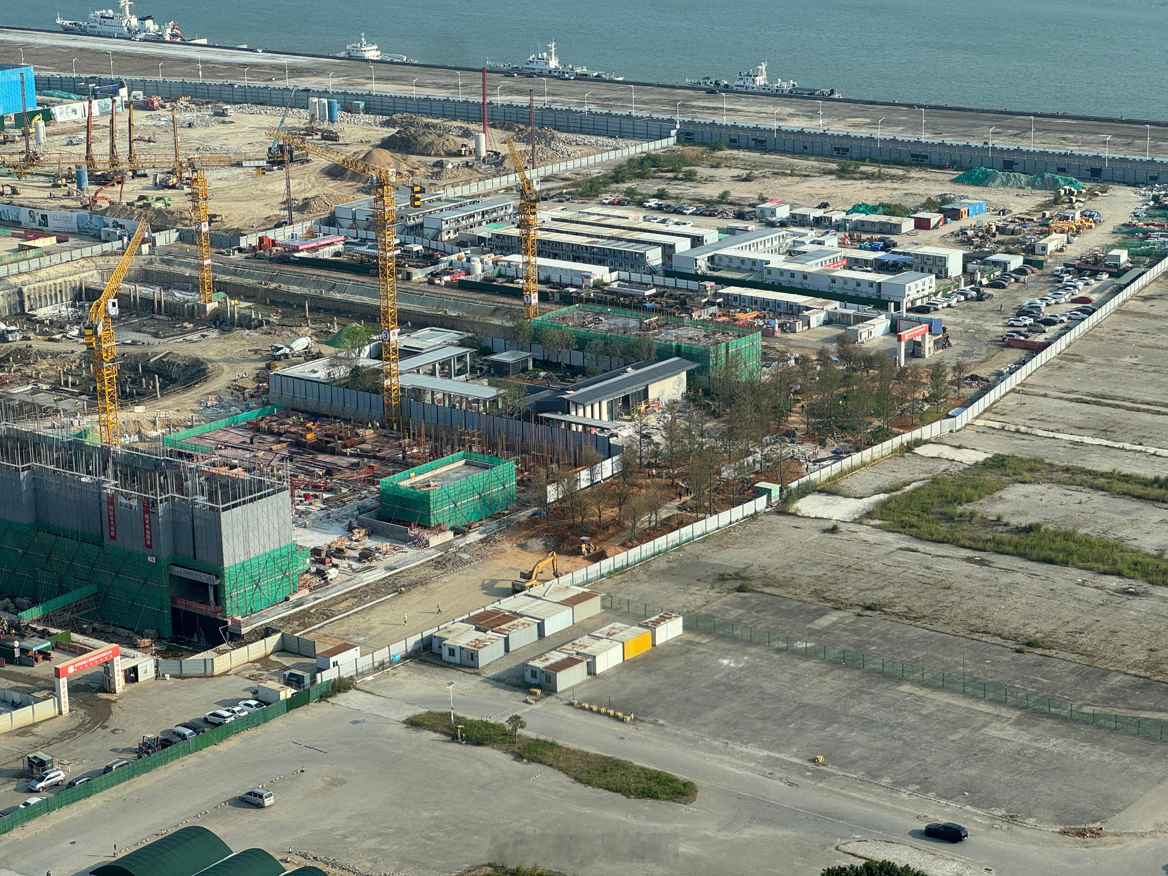 城视汕头[超话] 截至9月20日海逸世家项目一期物业用房主体建设已经完成；二期中