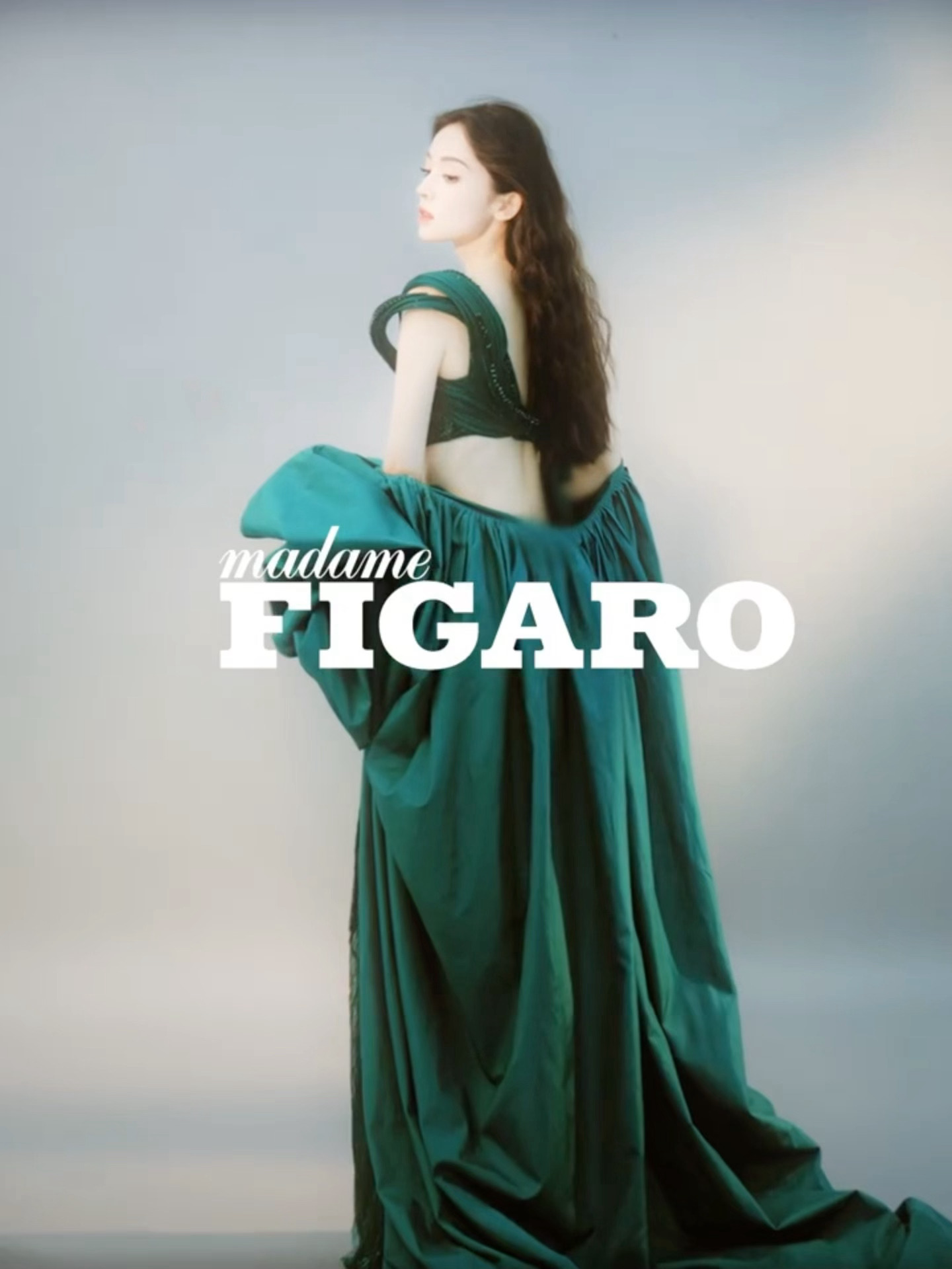 娜扎的全新封面预告 ！迎来与 Madame Figaro 的第五次合作 ，即将以