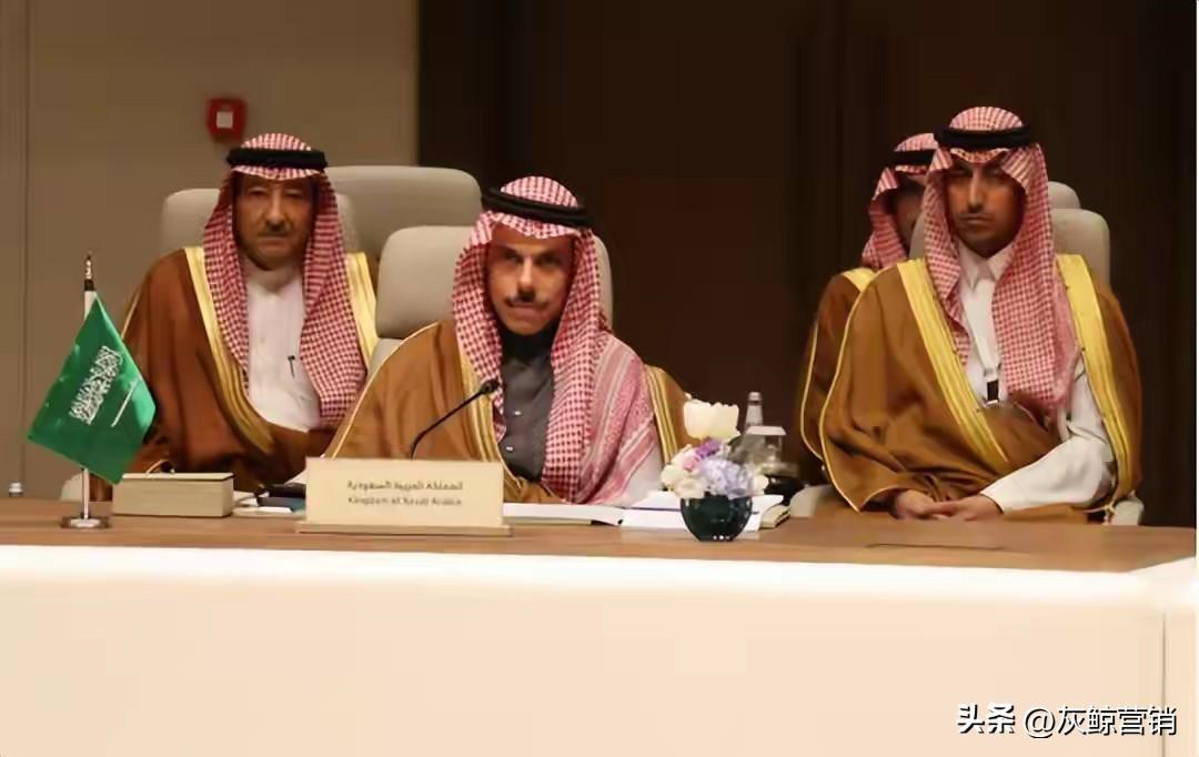 说沙特要参战都是假想。
伊朗沙特矛盾已久，但是沙特决不会愚蠢到跟着美以一起打伊朗