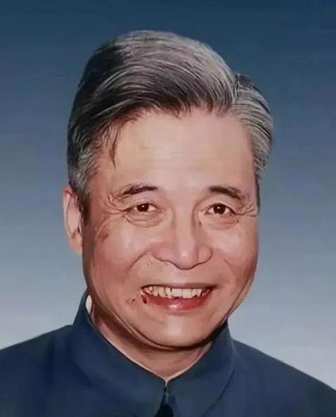邓稼先夫人许鹿希：稼先去世前一个月，中央军委终于同意对他解密

“要是有来世，我