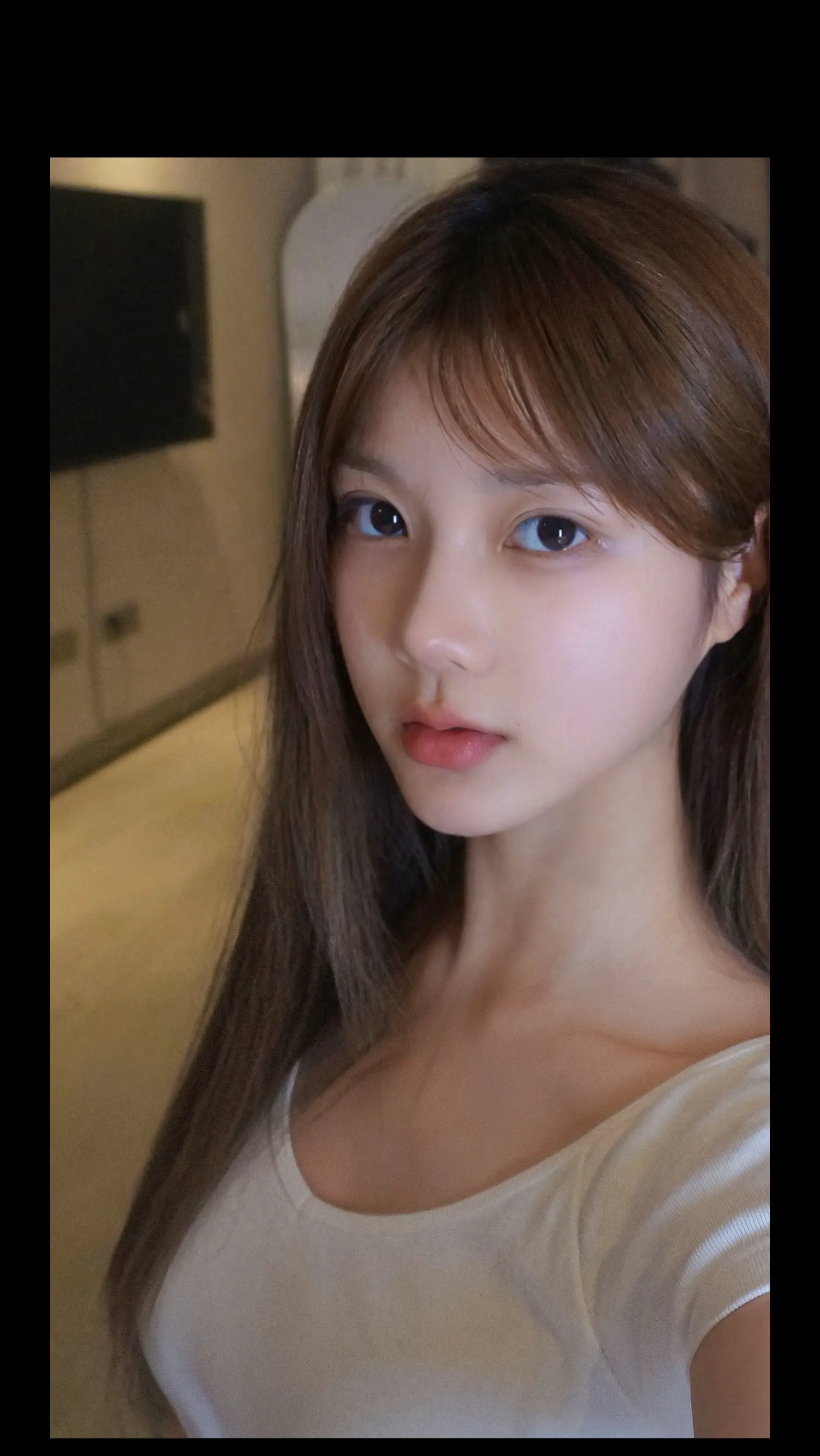 爱你素颜的脸 也爱你落泪的眼