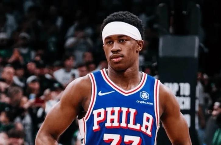 看了火箭队的比赛，看了一肚子气，又刷到了埃奇库姆今天的比赛集锦，真是看的眼馋啊！