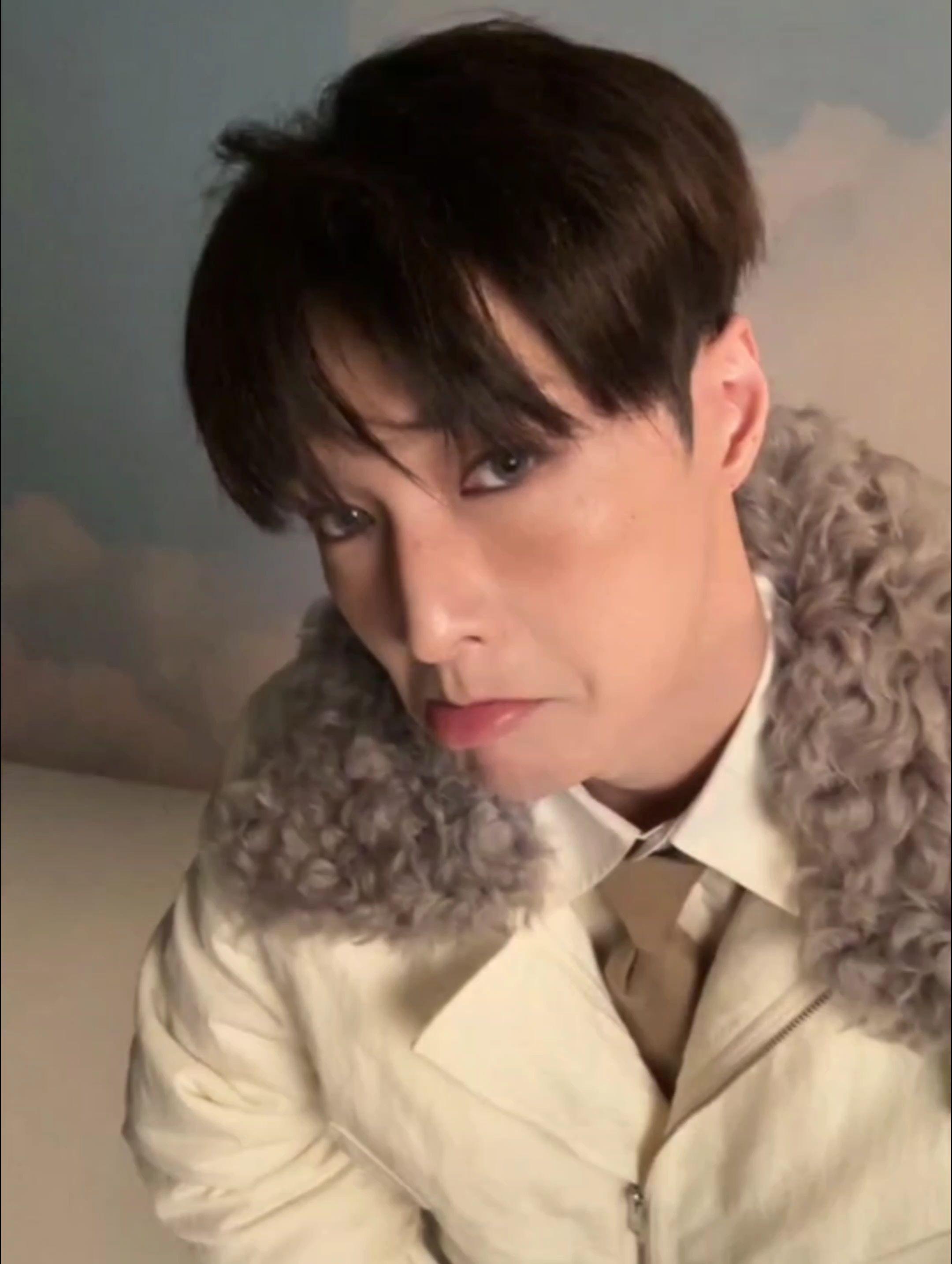 丈夫的容貌 妻子的荣耀 这张脸就是如此权威🥰