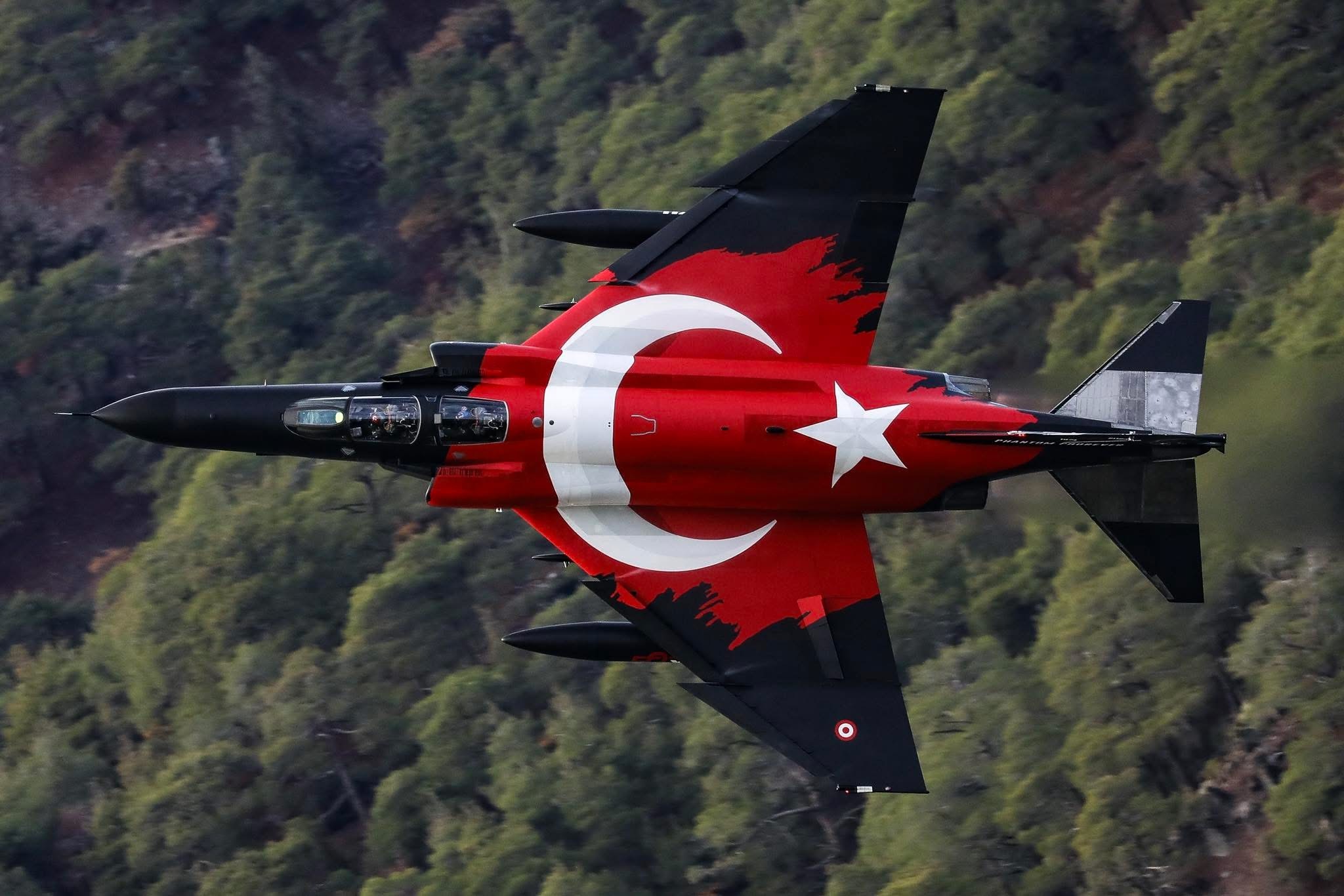 土耳其空军第111“黑豹”中队（TuAF 111 Filo）F-4E“终结者20