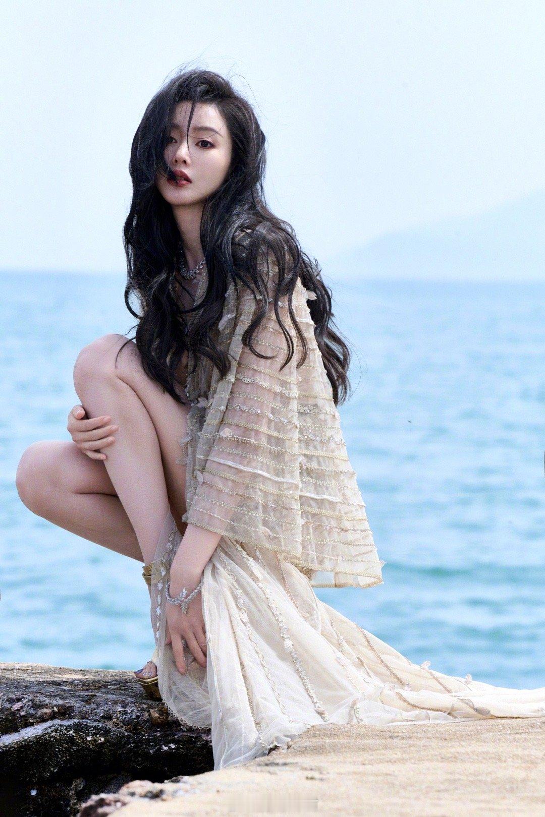 张天爱小帐篷屹立起来了