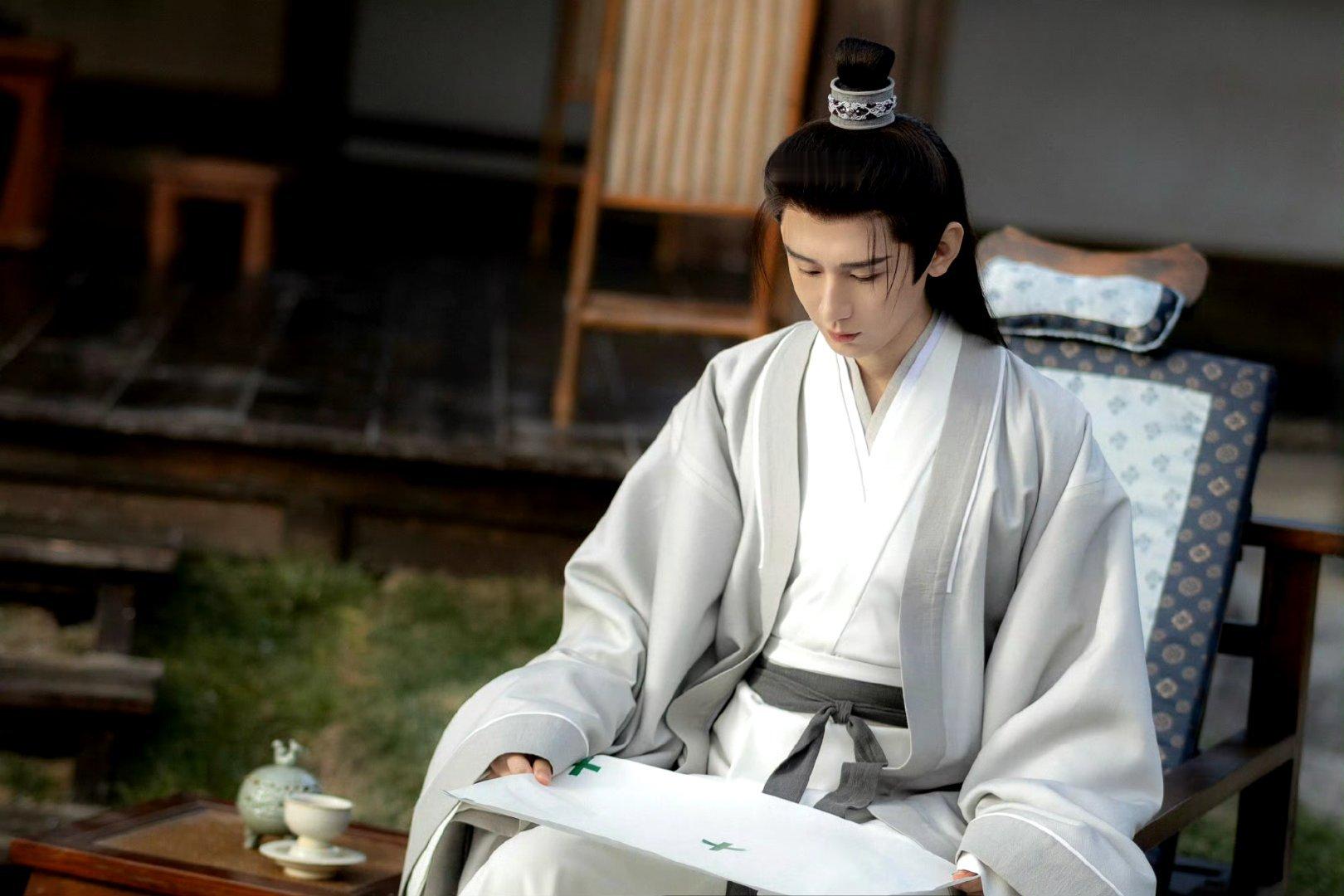 成毅长安二十四计cy成毅谢淮安＂镜头里的对视，哪怕是隔着屏幕 我也能感觉到你的灵