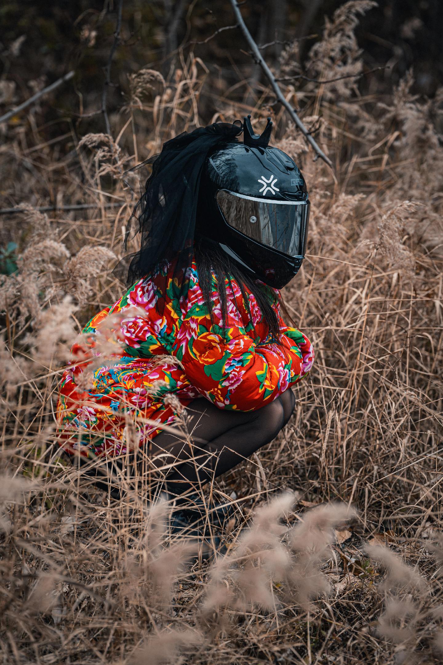 “花袄配黑丝 YYDS”