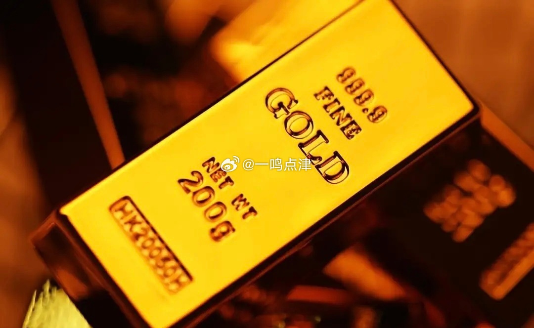 近期金价加速暴跌，国际金价跌破4100美元，国内金价重回8字头，市场看涨情绪全面