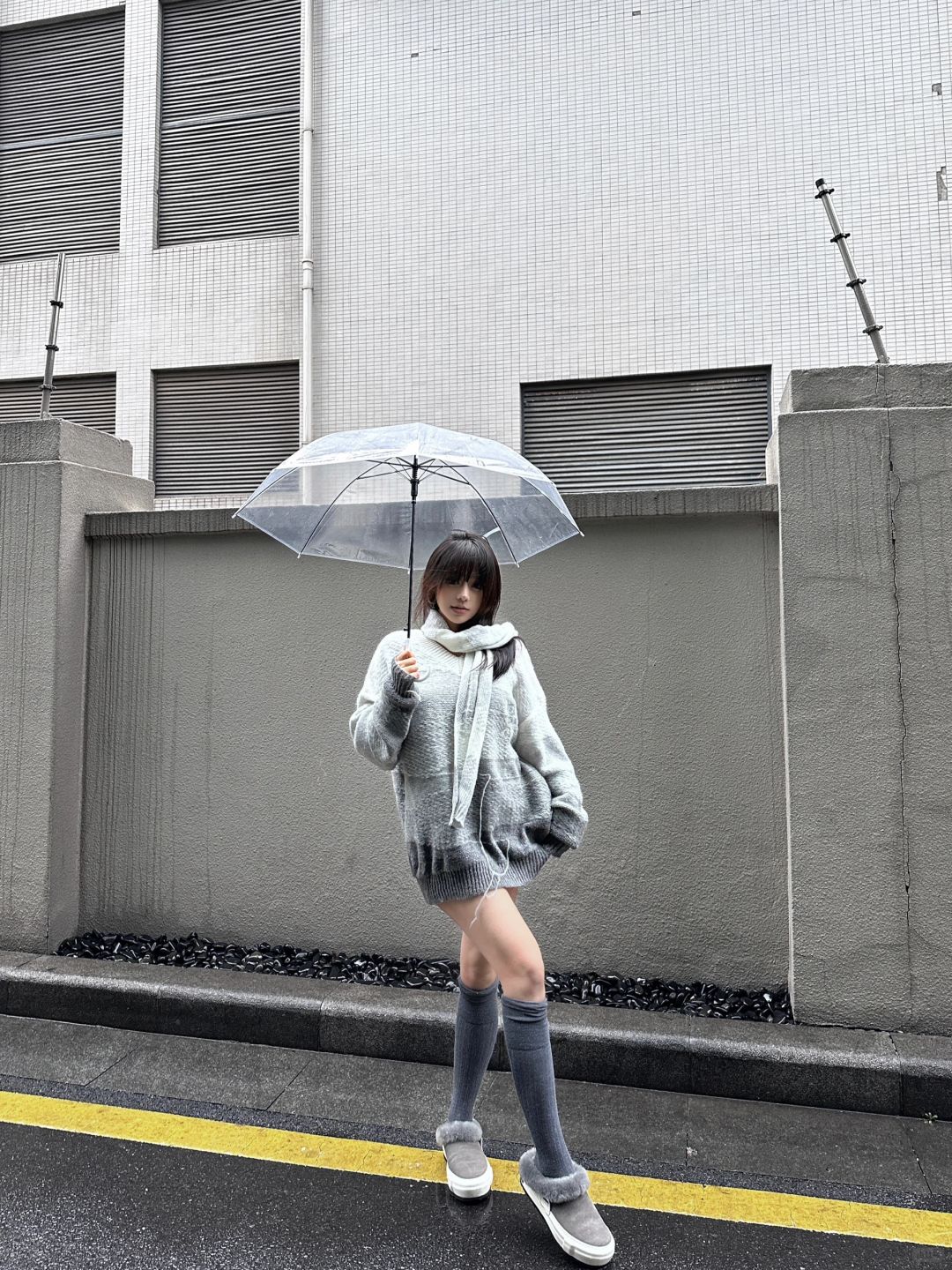 下雨的灰