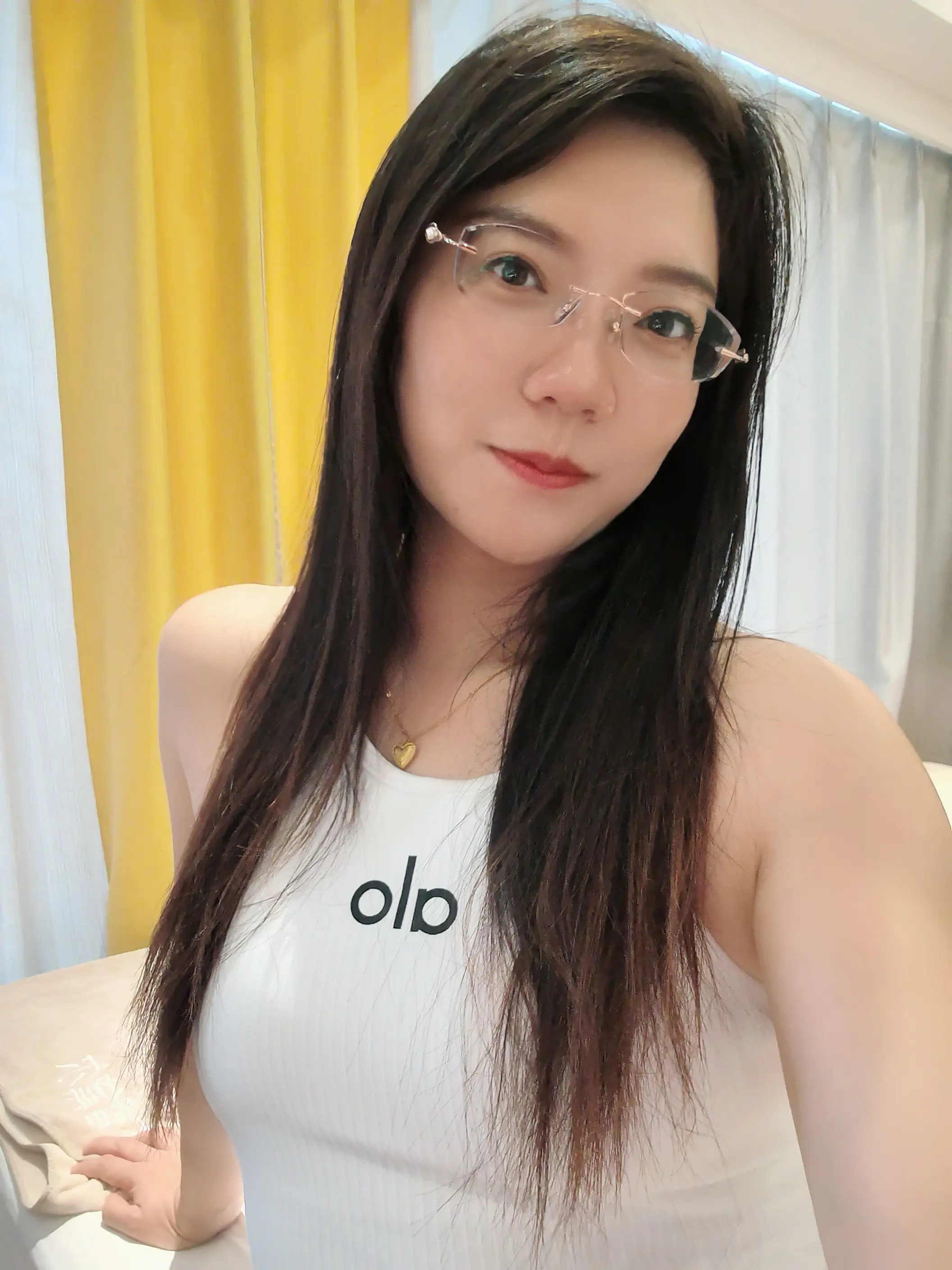 这个姐姐好看吗？