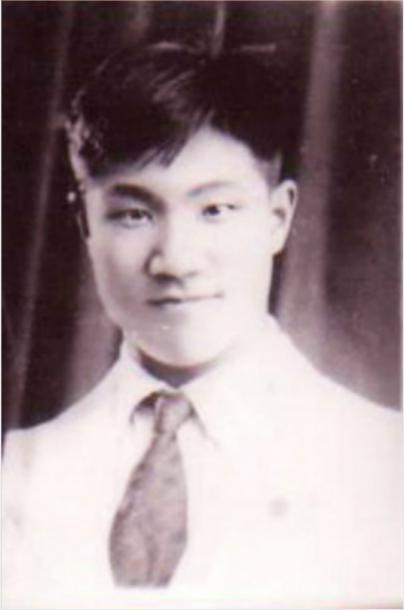 阮务德，河北山海关人，中共党员，化名张德民。天津法商学院学生，一二九运动天津学生