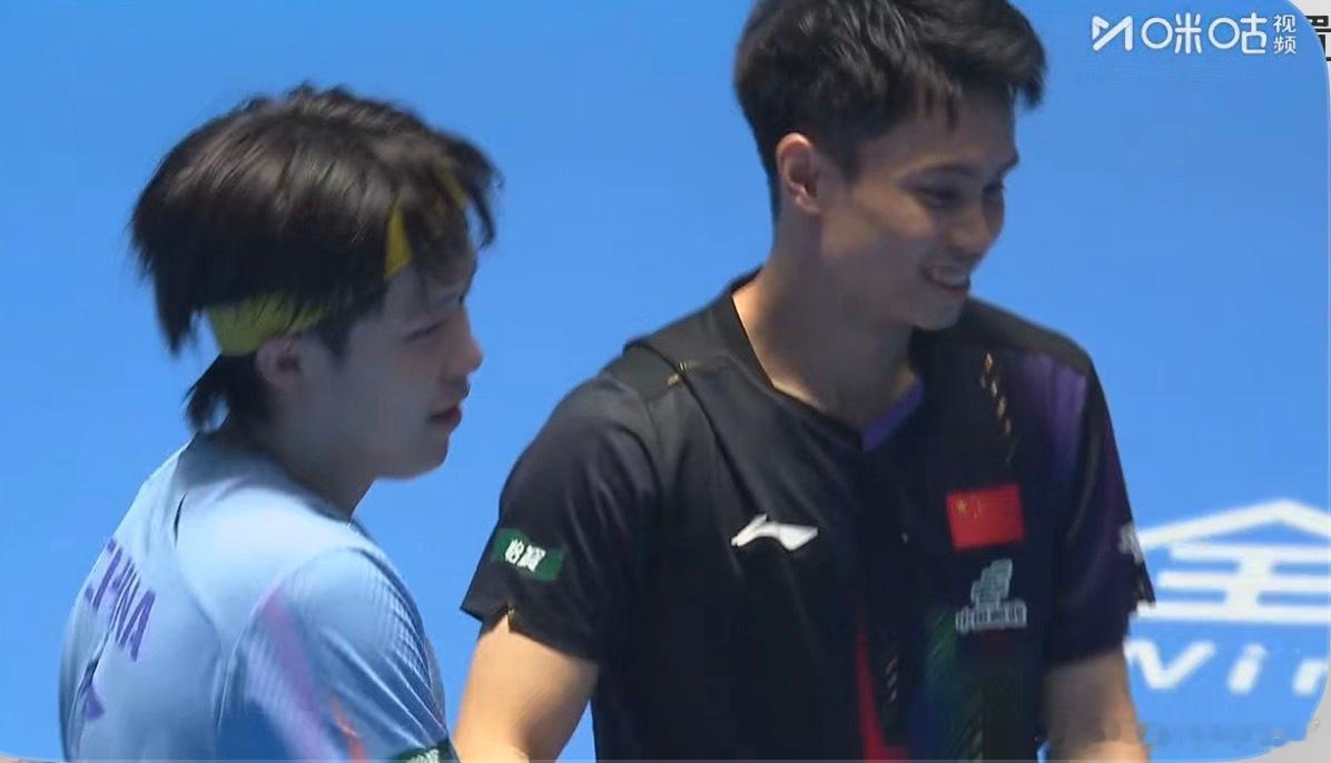 2026海口亚洲杯男子单打8-4周启豪2-4王楚钦（11-7 4-11 8-11