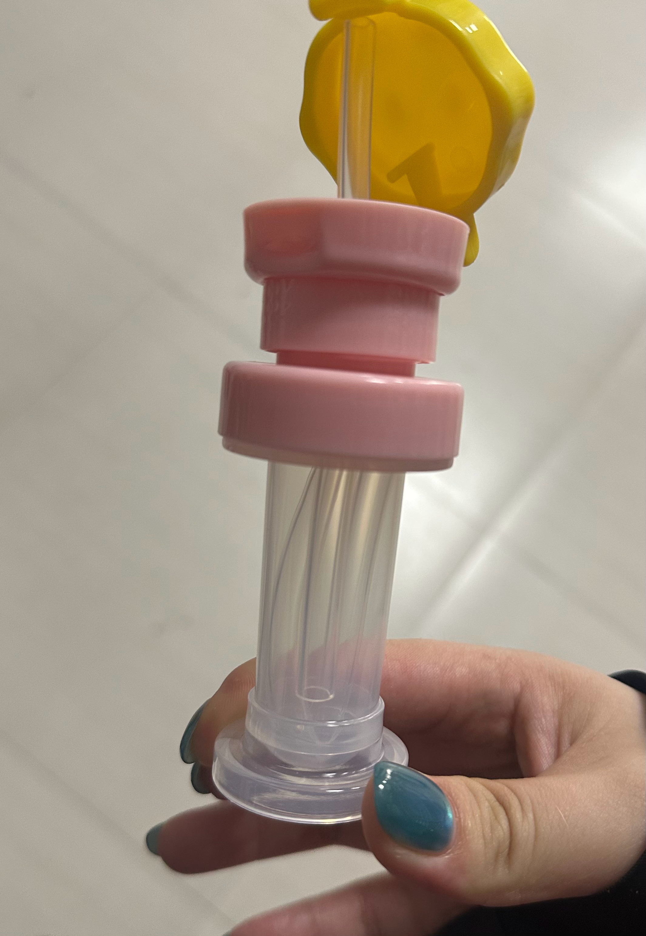 据说这个吸管很贵嘞 