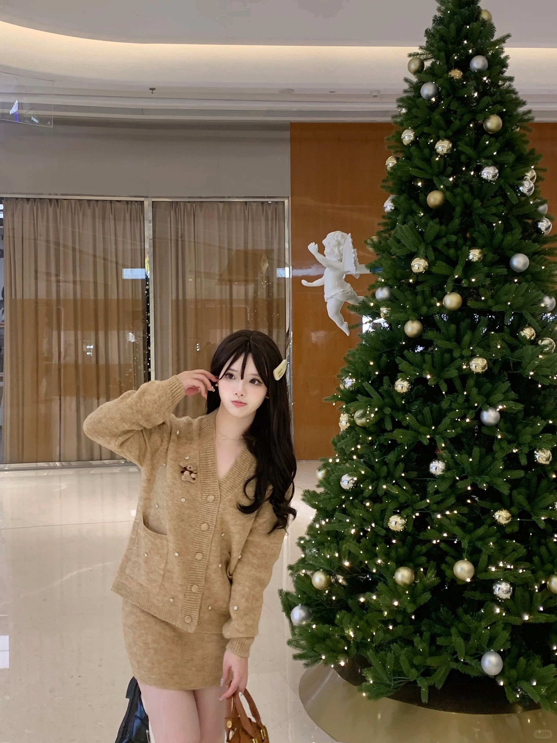 🧸ʚ* 𝑩𝒖𝒓𝒃𝒆𝒓𝒓𝒚门口这里也好好拍👜