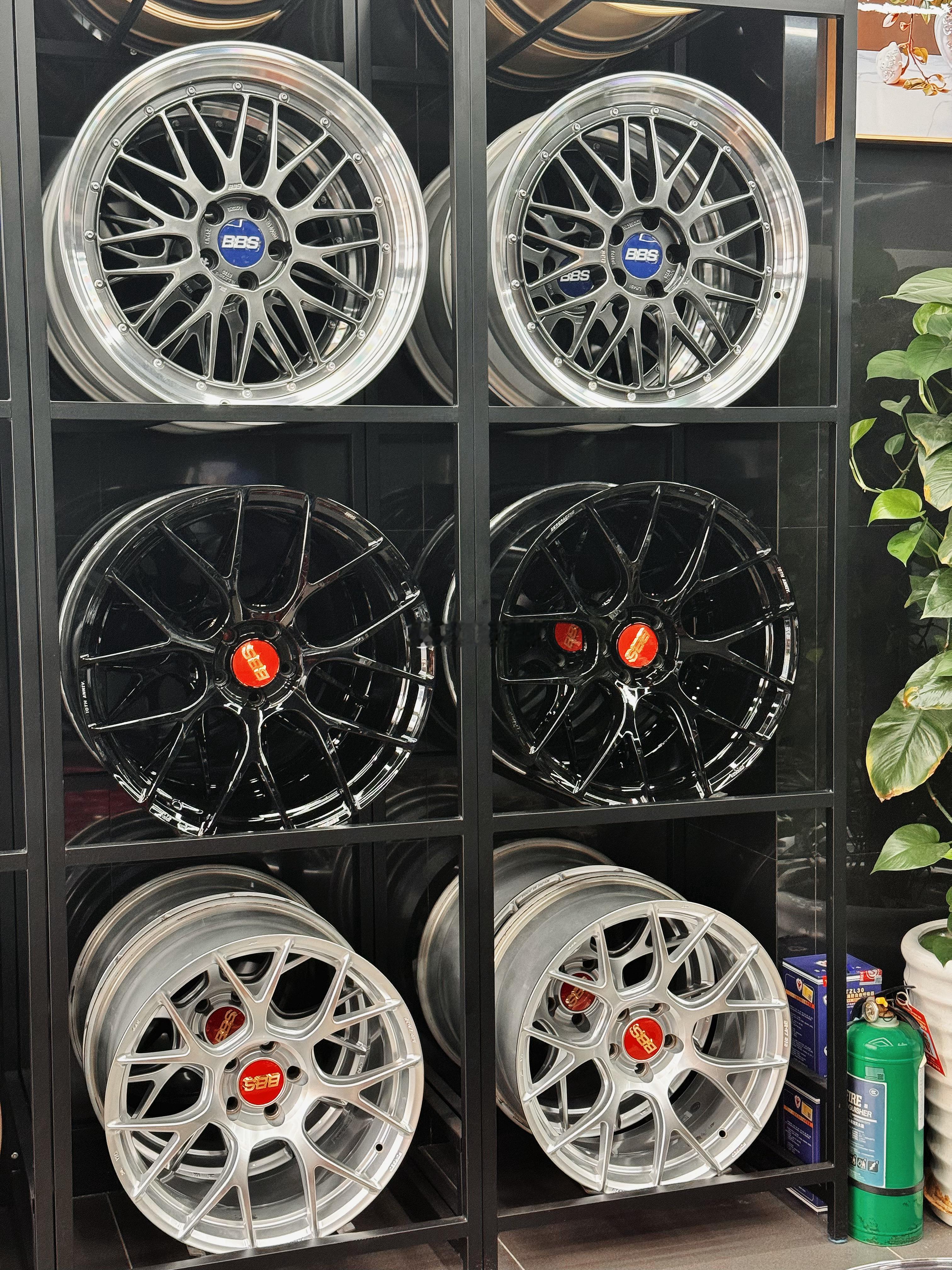 分享一下今天的三套心情件轮毂，现货可以来找我安排喽 ！1️⃣日本正品bbs lm