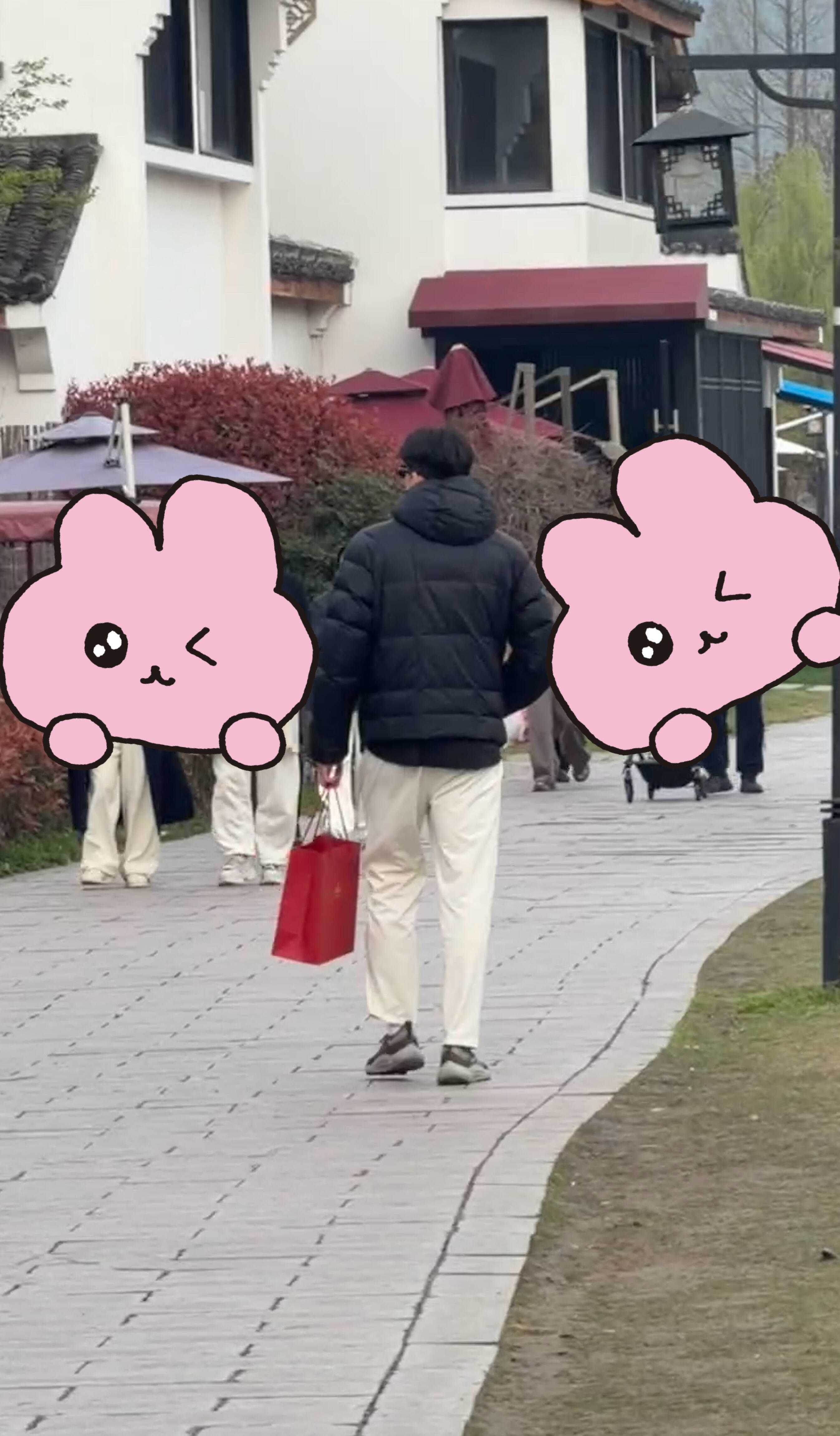 SWim进行时 『10202』20260325 偶遇掉落墨镜出行🕶️cr🍠静