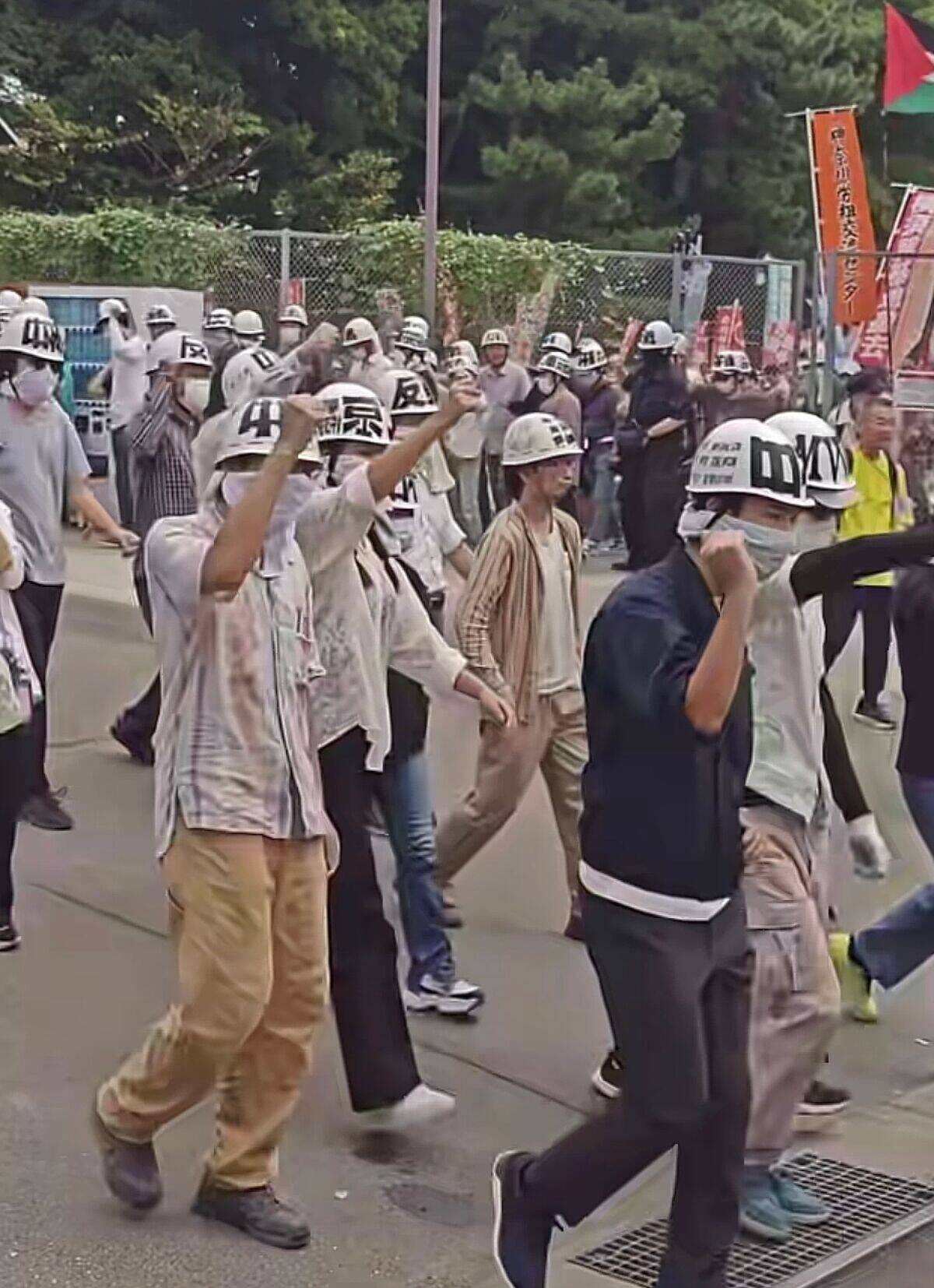 日本民众又上街了！19号在东京，来自东京和冲绳等地的抗议者聚集起来，齐声反对政府