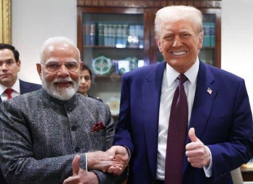 美国最近拉了几个国家，搞了个叫“硅和平”的倡议，但名单里没有印度，这事儿挺引人琢