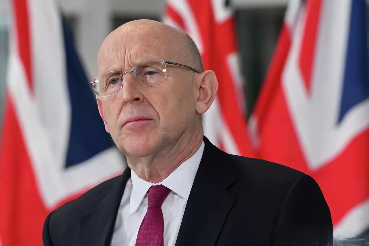 英国防长即将访问乌克兰。

伦敦时间2026年1月7日，英国国防大臣约翰·希利在