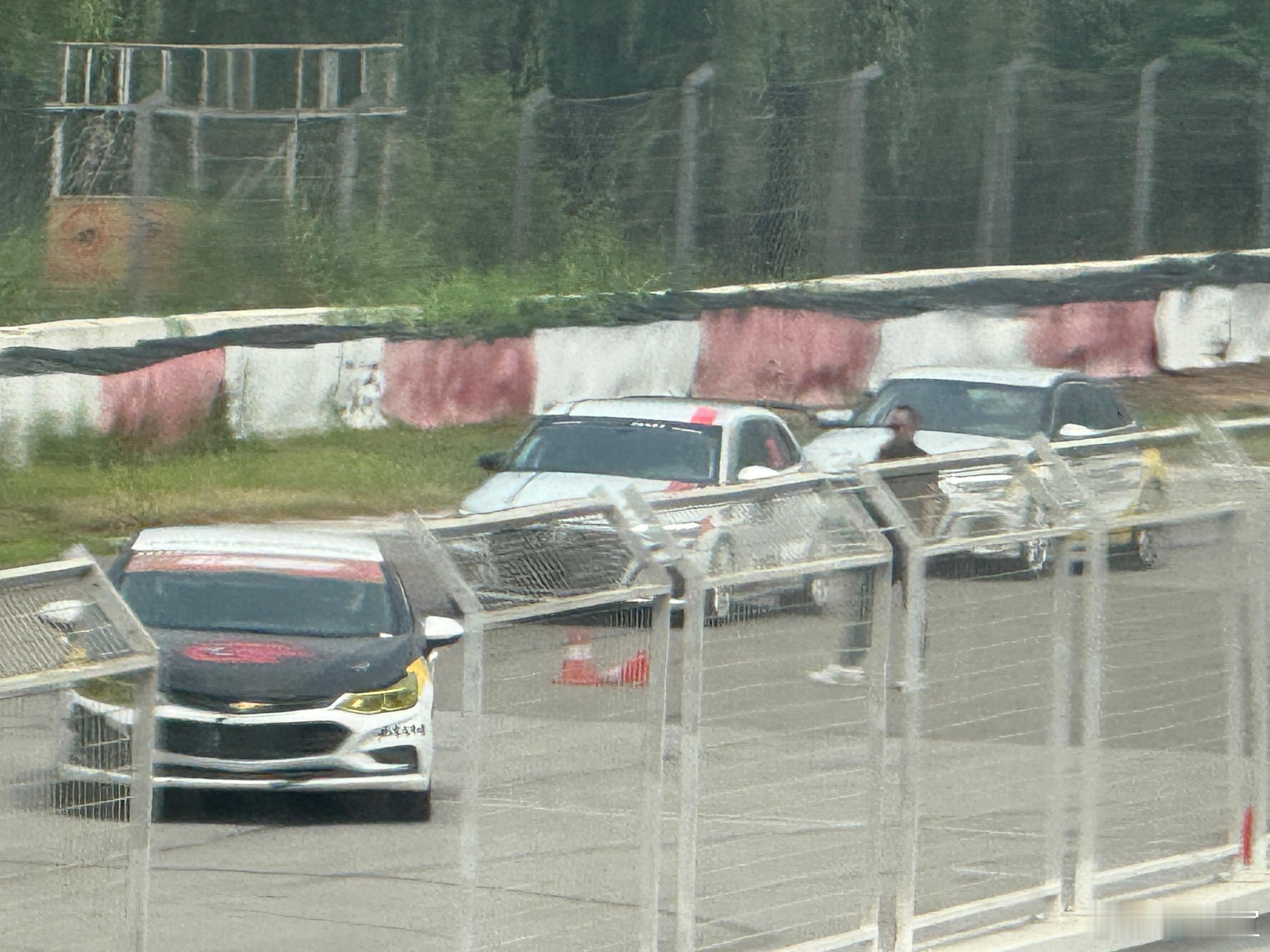 练车练车，讲道理还是很慌的……[泪奔] ​​​