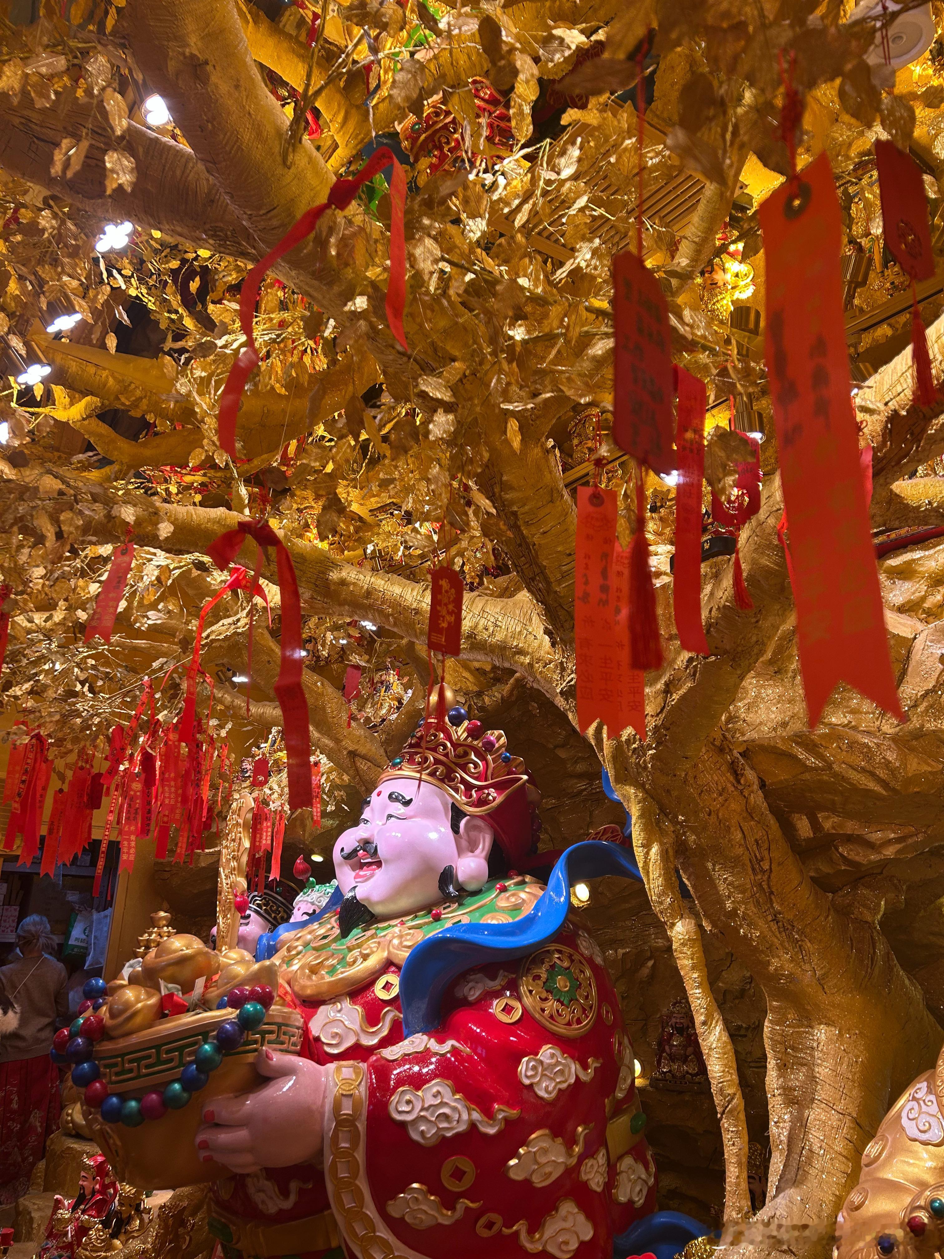 2026第一条微博第一条微博如图，大家一起跟财神爷贴贴