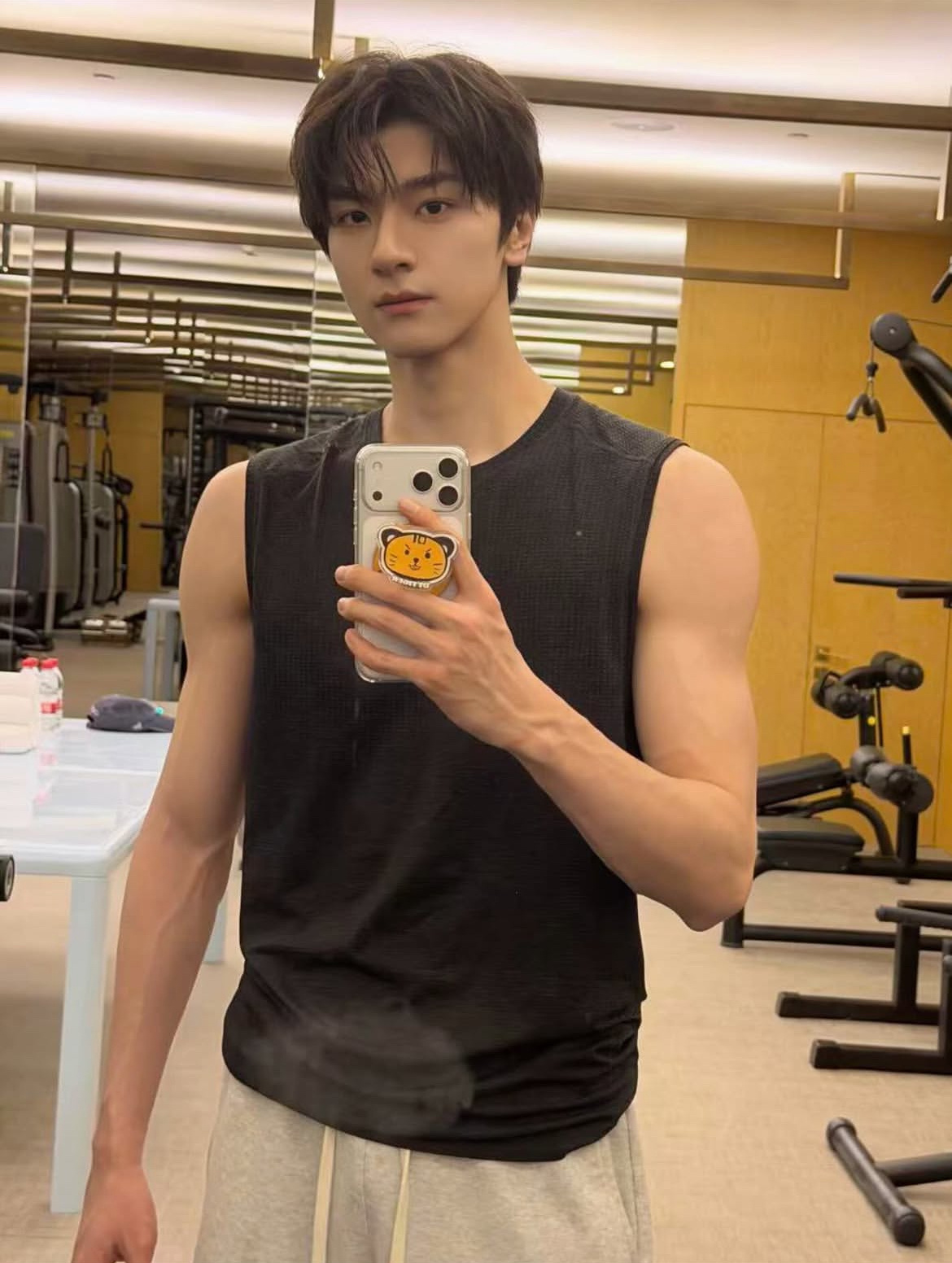 林一男神我们喜欢你🫶🫶林一晒健身照 ​​​