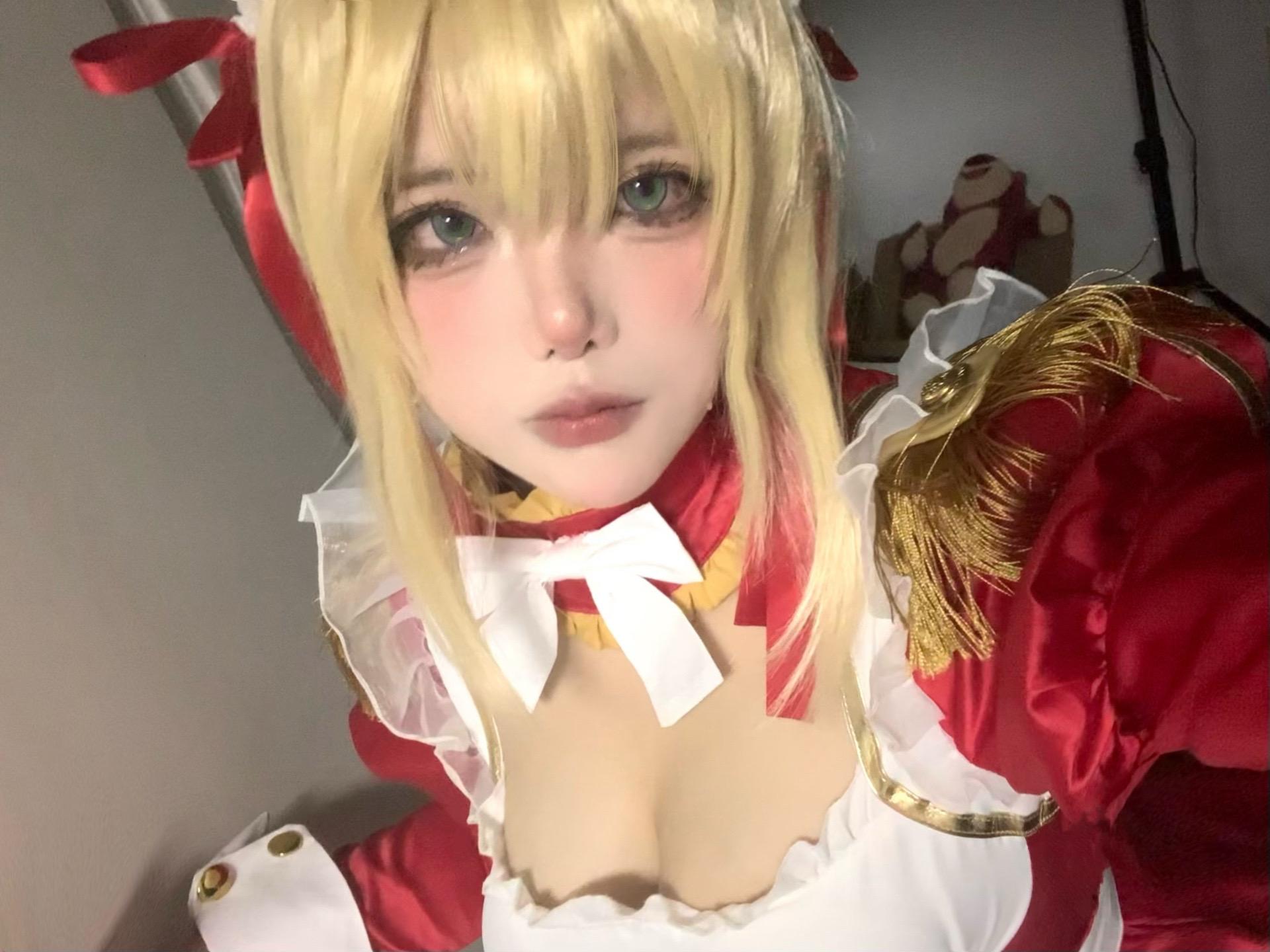 不瞎整了求放过。