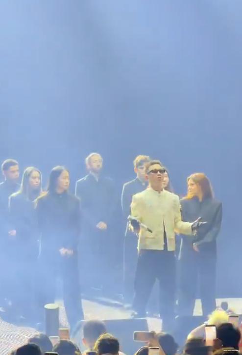 GAI美国演唱会现场人均安陵容GAI跨半球带观众有氧GAI美国演唱会现场全员嗨翻