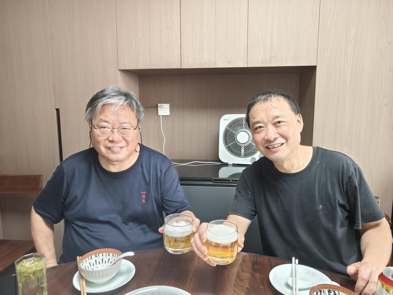 兄弟俩