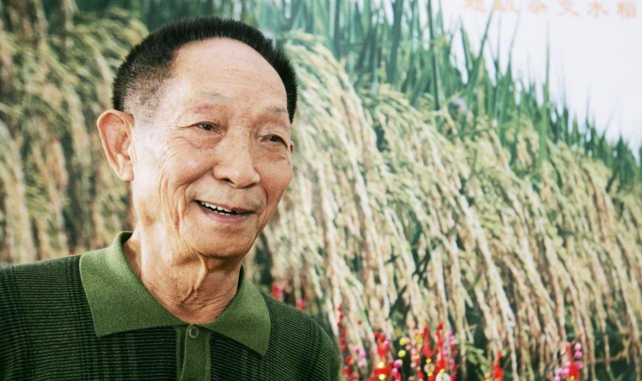 96年前的今天，北平协和医院一个男婴呱呱坠地，登记名写着"袁小孩"。

谁也没想