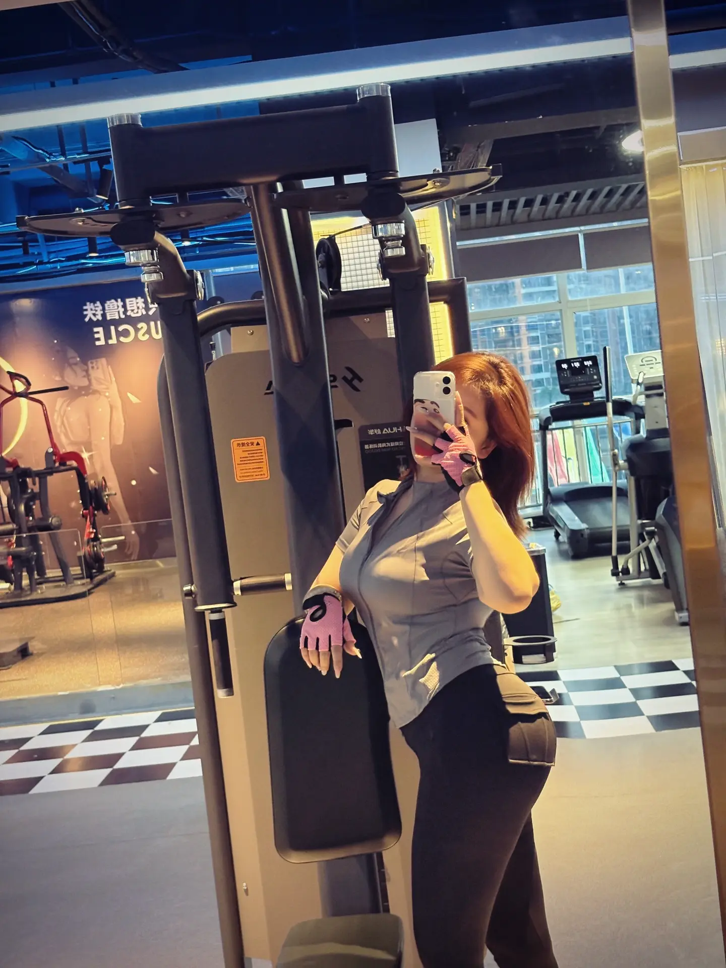 手掌就这么大.握不住的东西太多了。周全不了所有、能握住哑铃就好。