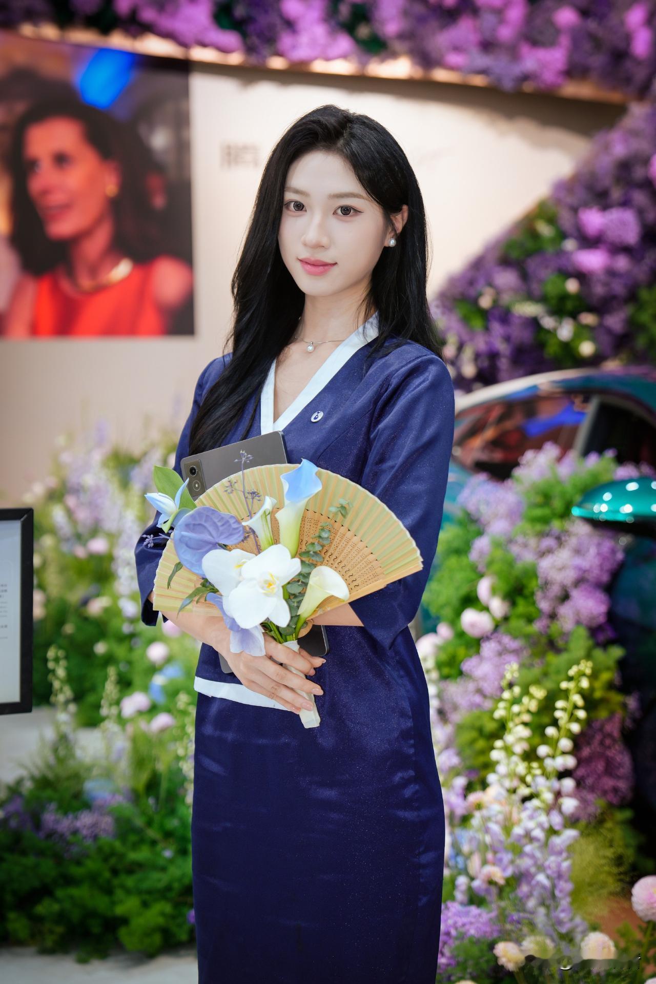 逛完2026成都国际车展，现场新车扎堆，看得眼花缭乱，实打实坐进车里试乘试驾，才