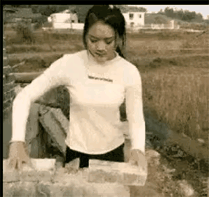 还是农村女人给力[赞][赞][赞]。