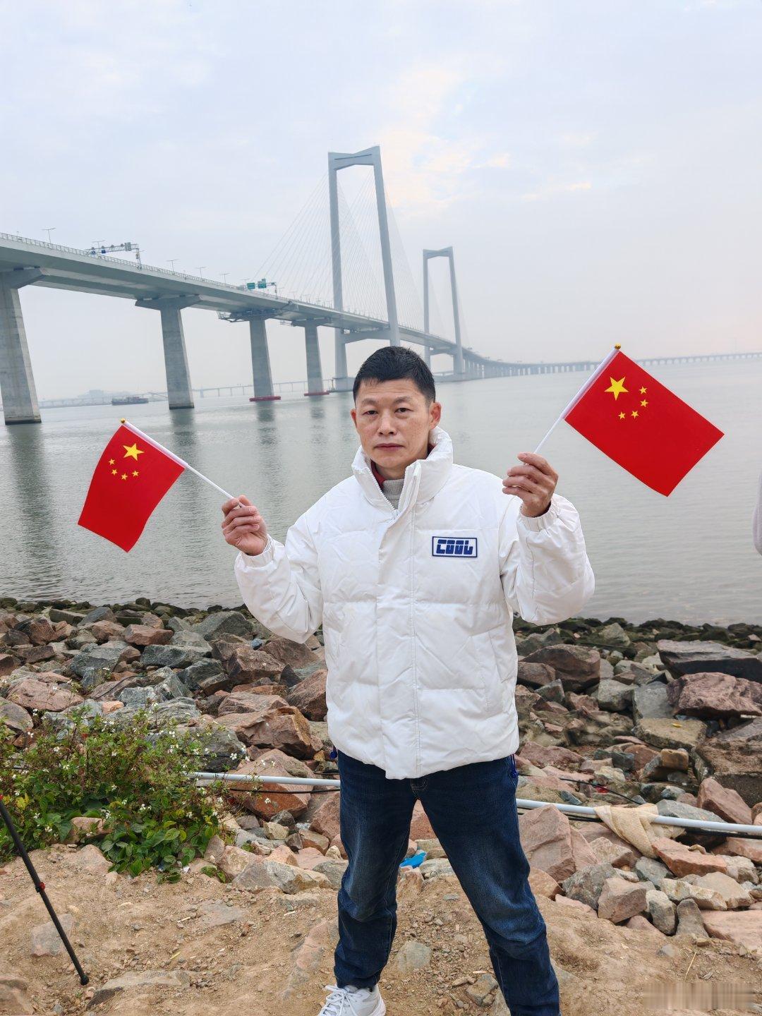 【告别2025，】就是：尽我所能，也敬我不能。尽我所能，是对自己的肯定，对明天的