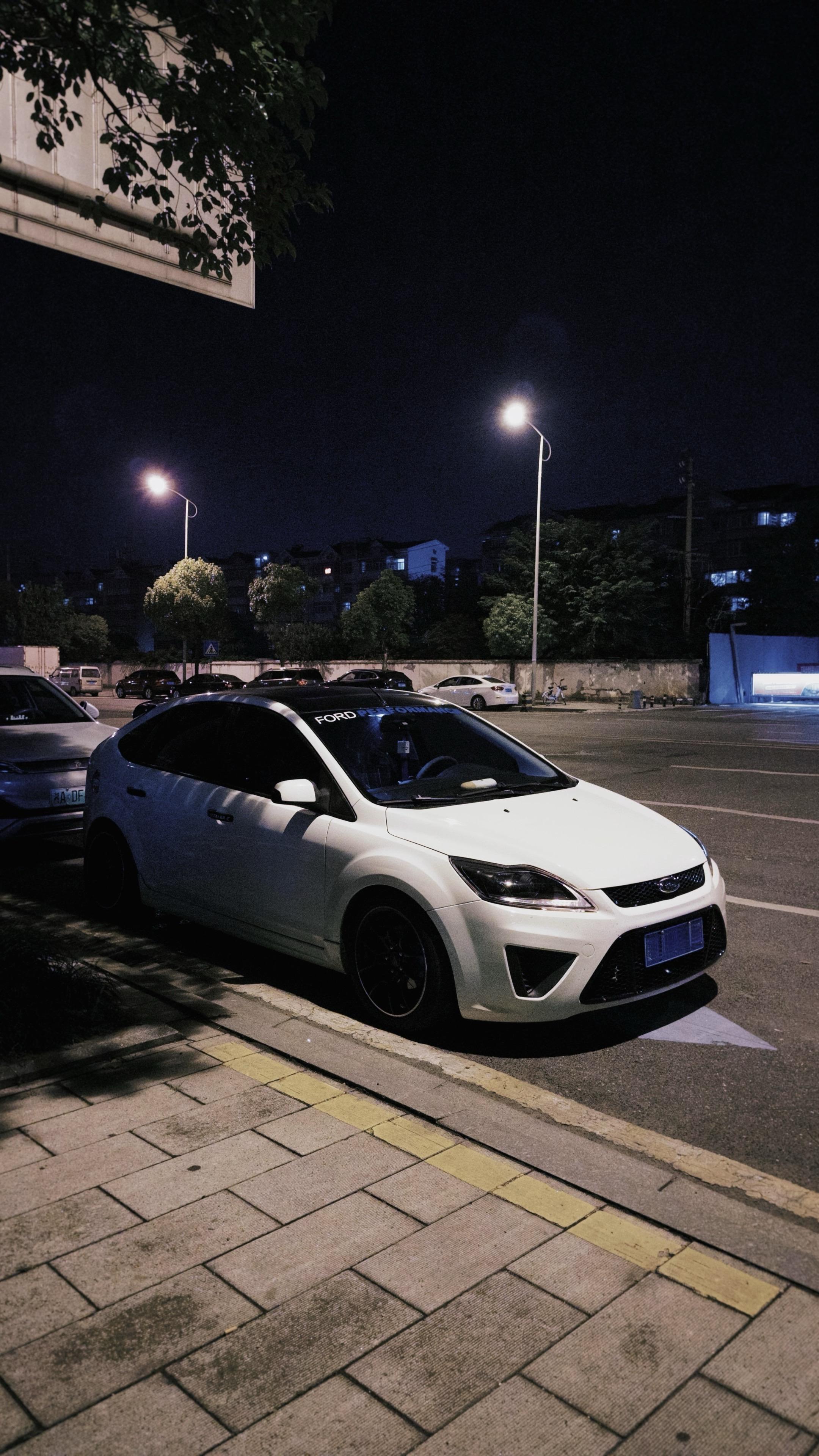 时隔一年没更新经典福克斯…从【烂仔车收藏家】更名到【小李同学的玩车日记...