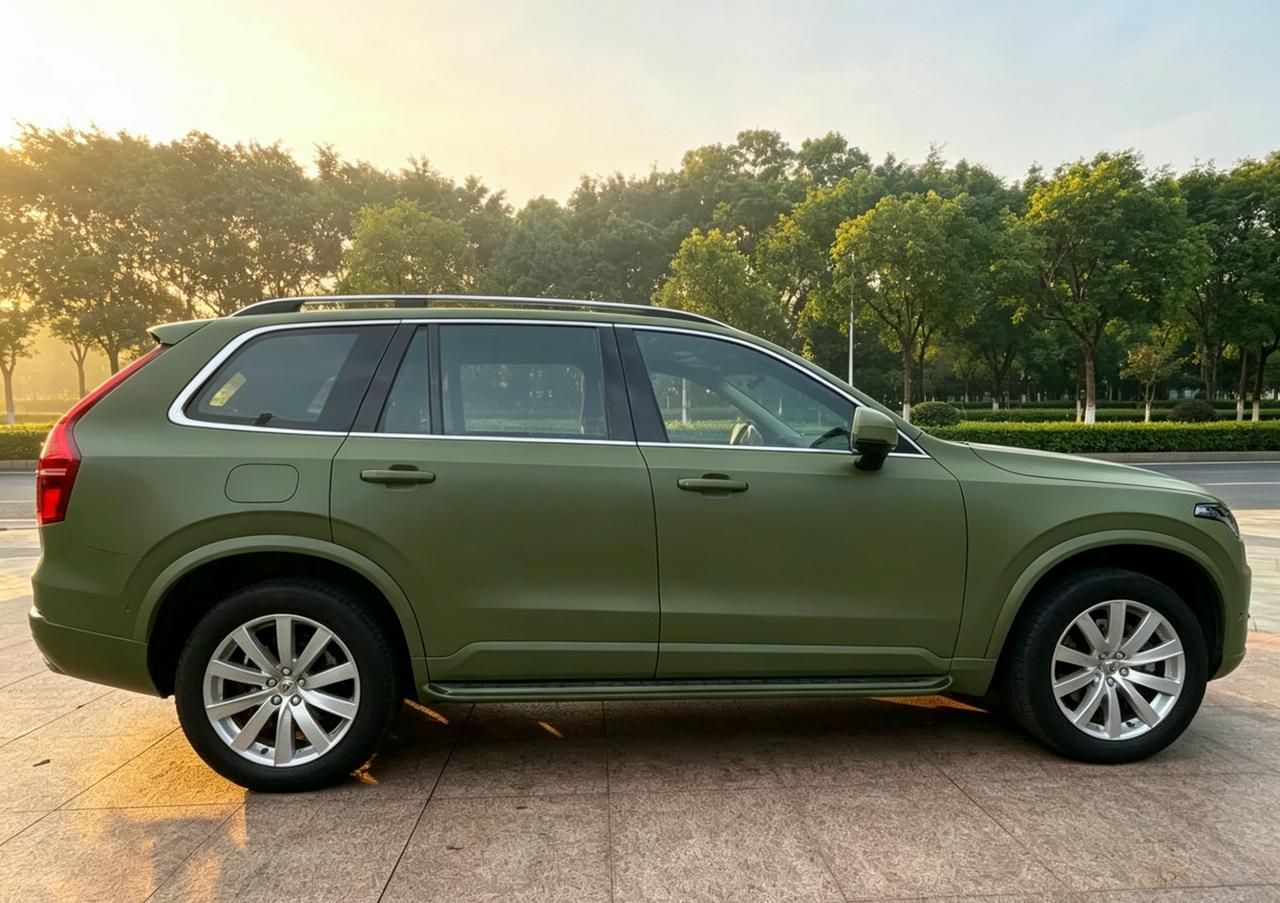 沃尔沃XC90最大的缺点就是它可能缺乏一台3.0升或者以上的v6发动机。某种程度