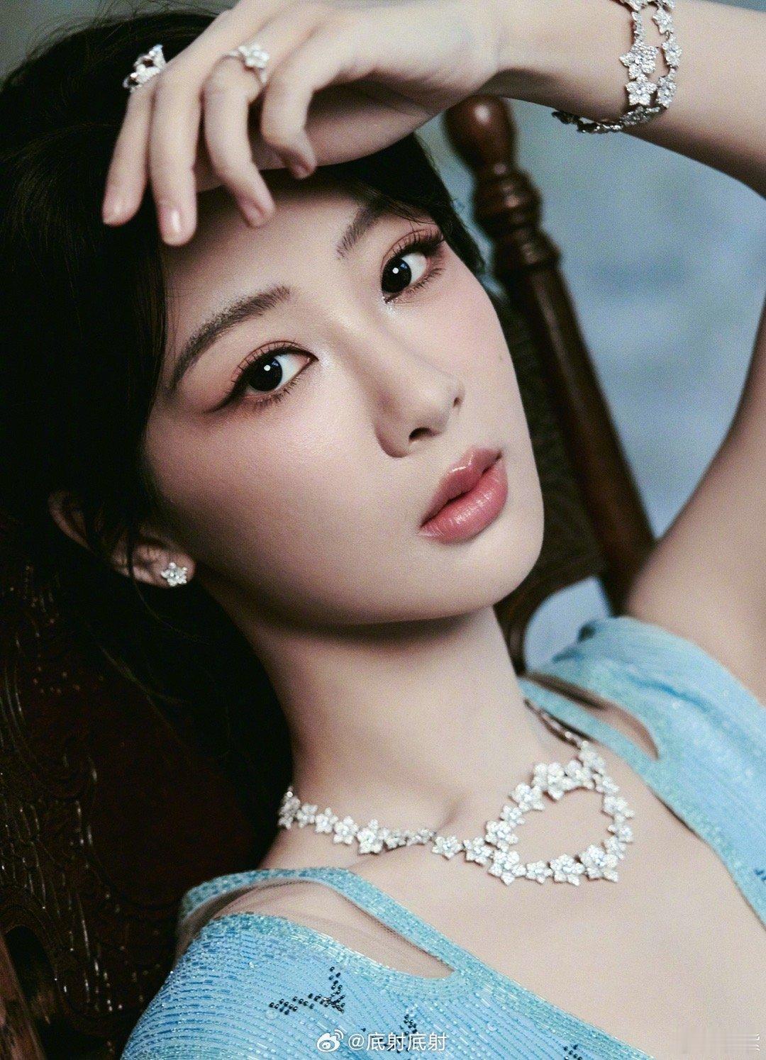 杨紫[舔屏][舔屏][憧憬][憧憬][色][色][色][色]杨紫[超话] 绝美亲