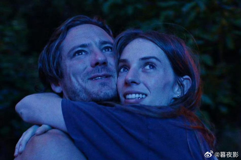 格拉姆·帕克斯自编自导的超现实主义浪漫新片《痴心妄想》发布首张剧照，主演玛雅·霍