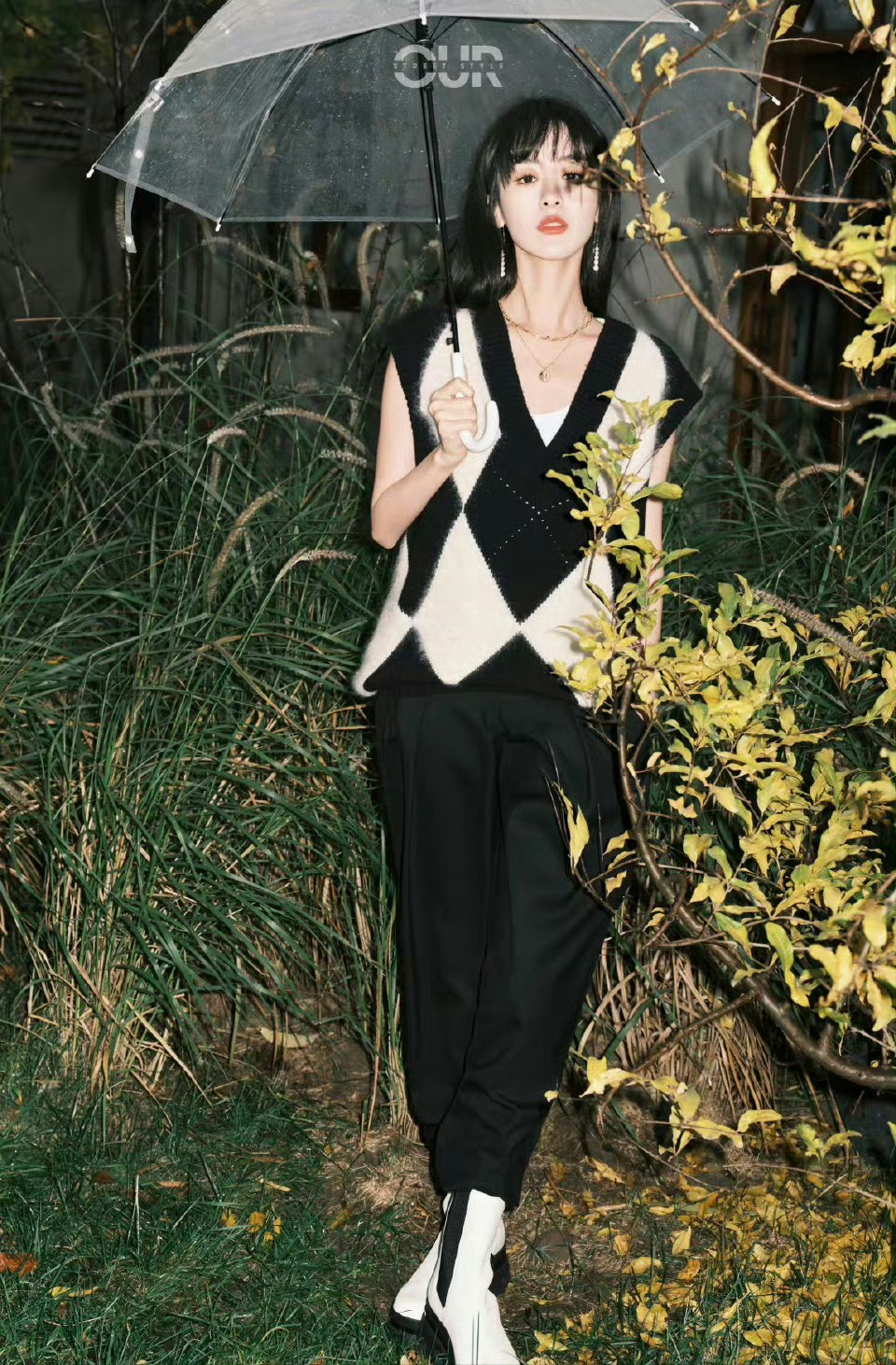 好想看袁冰妍 发一个捡秋的Vlog！🍁🍂“把秋天藏起来，悄悄装进了时光里。[