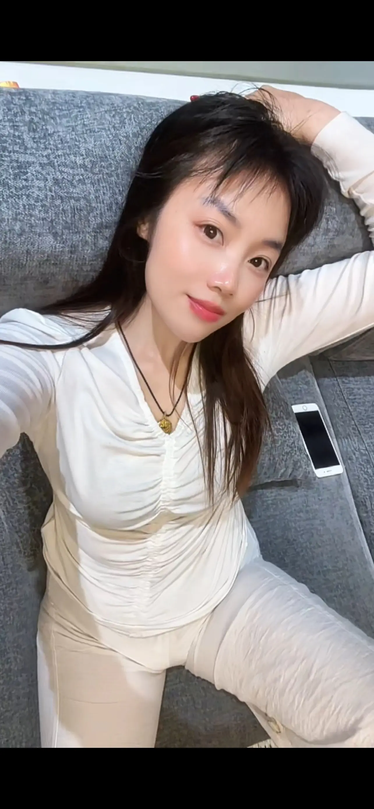 如果赶不上合适的，碰不上认真的，也遇不上坚定的那个人，那就一个人走吧。...