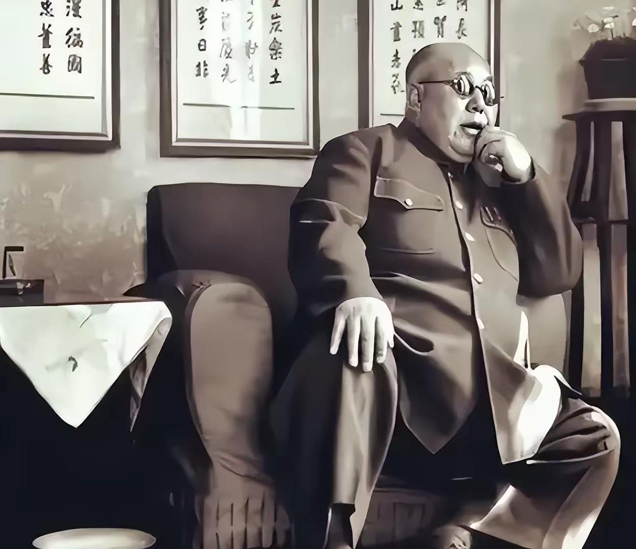 1949年，解放军打开马鸿逵在银川的一座仓库，仓库门被打开那一刻，所有人都愣住了